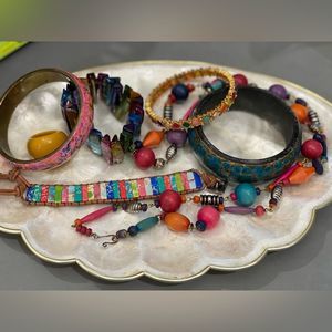Colorful jewelry lovers! 7 piece set includes vintage, gemstones and wood